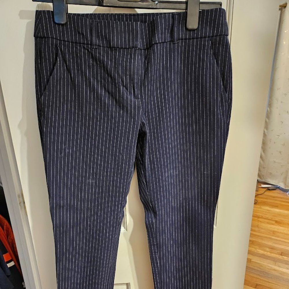 LOFT Marisa Fit Pant, Navy Pinstrip, Size 4